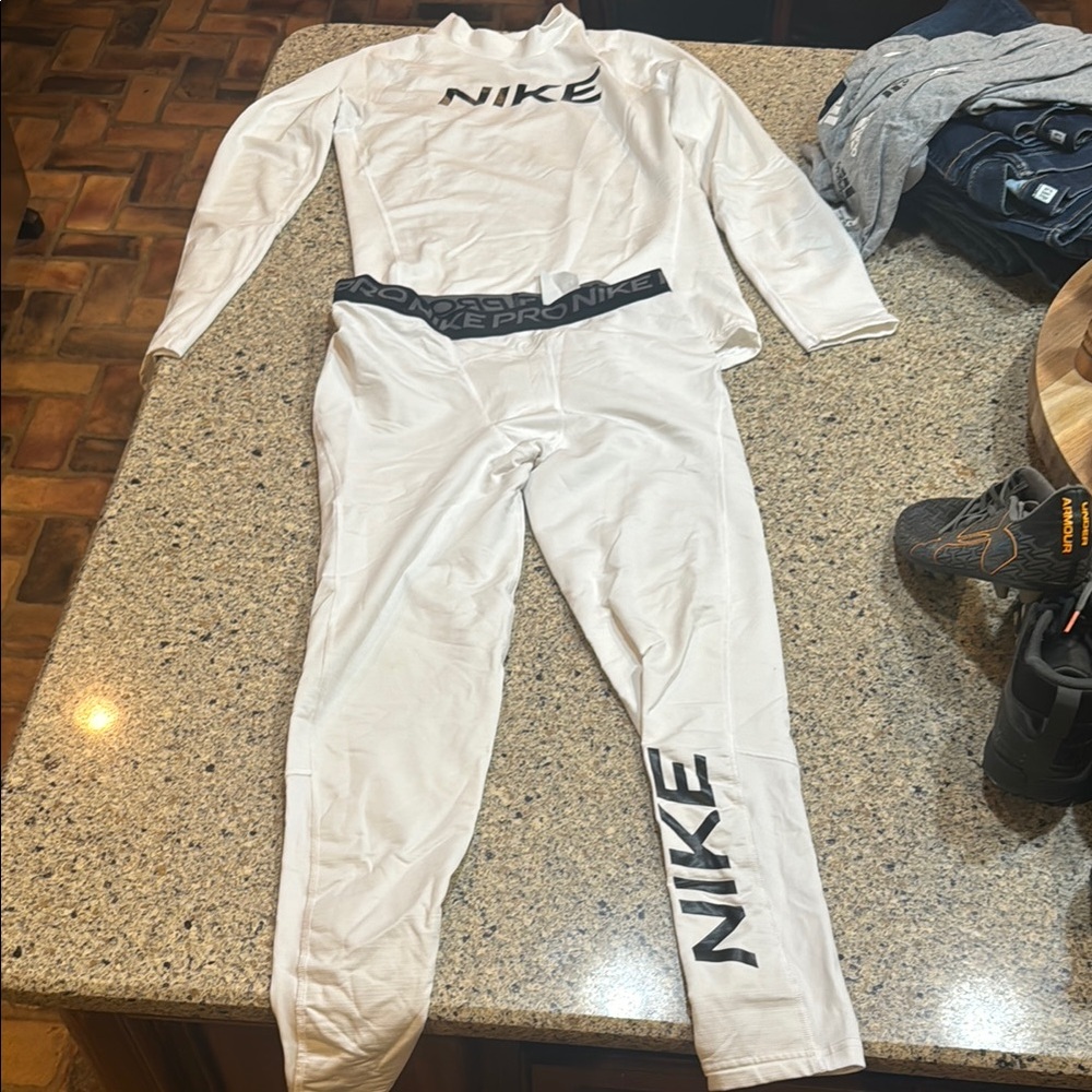 Nike White Athletic Set